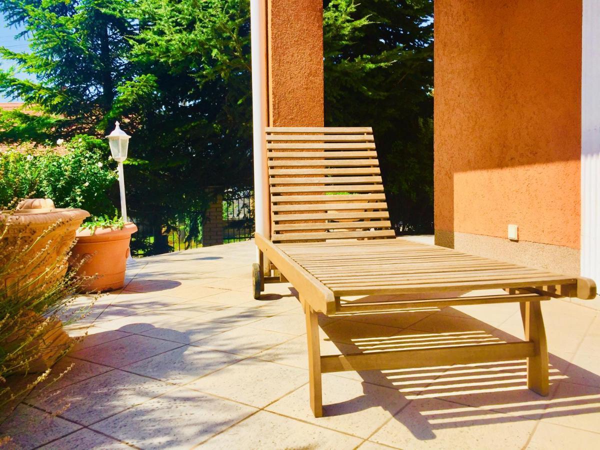 Apollo Inn Velence Εξωτερικό φωτογραφία