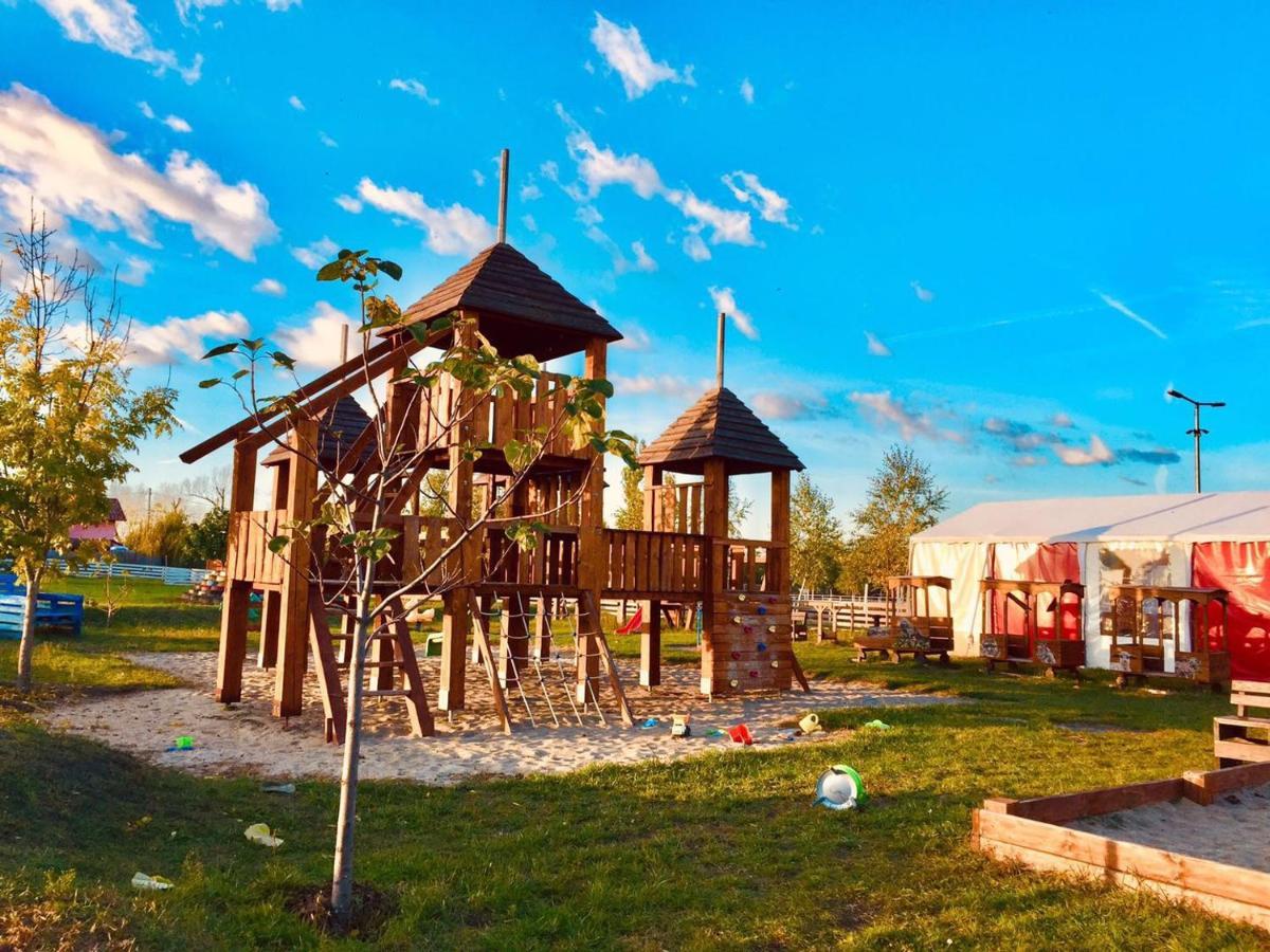Apollo Inn Velence Εξωτερικό φωτογραφία