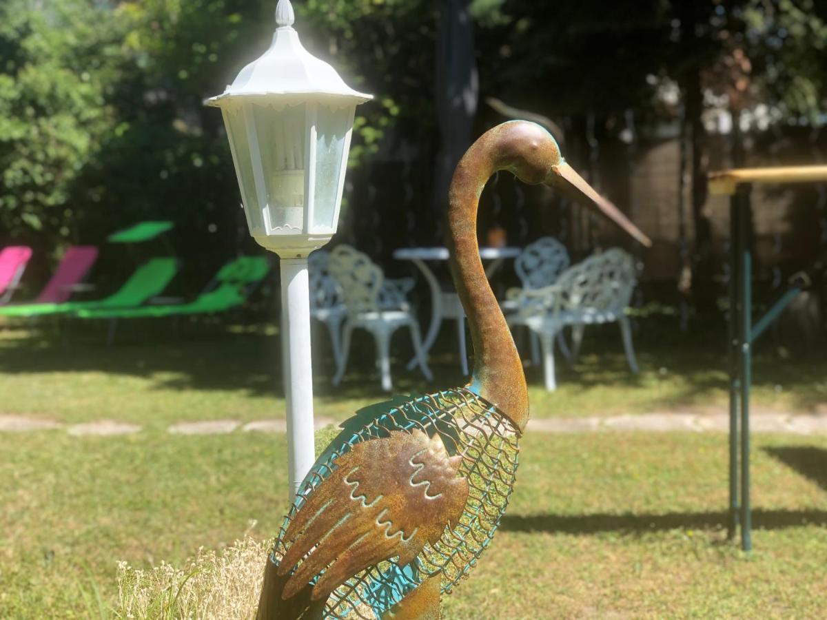 Apollo Inn Velence Εξωτερικό φωτογραφία